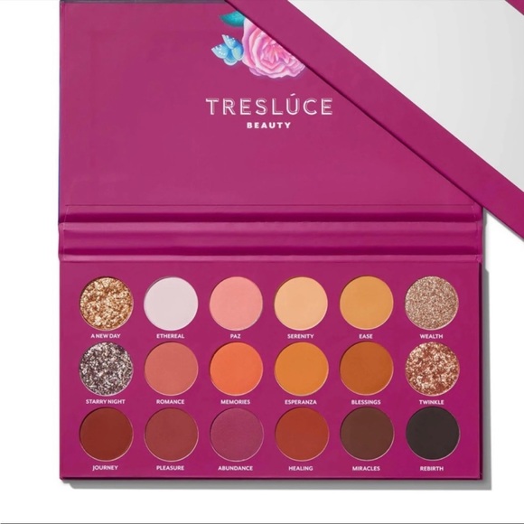 ✨ TRESLÚCE BEAUTY Midnight Deseos Shadow Palette - Picture 3 of 8